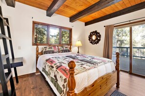 4 Schlafzimmer, Schreibtisch, Bügeleisen/Bügelbrett, kostenloses WLAN