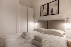2 bedrooms, WiFi, bed sheets