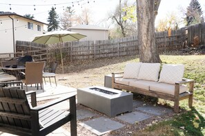Outdoor dining - Spacious 4BR Home+Patio Retreat (Centennial)