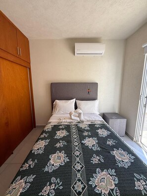 3 bedrooms, iron/ironing board, free WiFi - Puerto Vallarta Residencia Zafiro 39 (Mezcales)