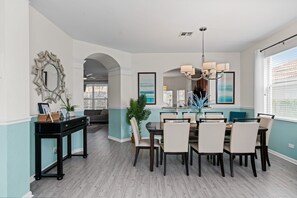 Dining - The Caste at Windsor Hills | 6 bed, 4 bath | Games Room | Private Pool (Kissimmee)