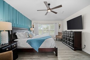 6 bedrooms, desk, iron/ironing board, travel cot - The Caste at Windsor Hills | 6 bed, 4 bath | Games Room | Private Pool (Kissimmee)