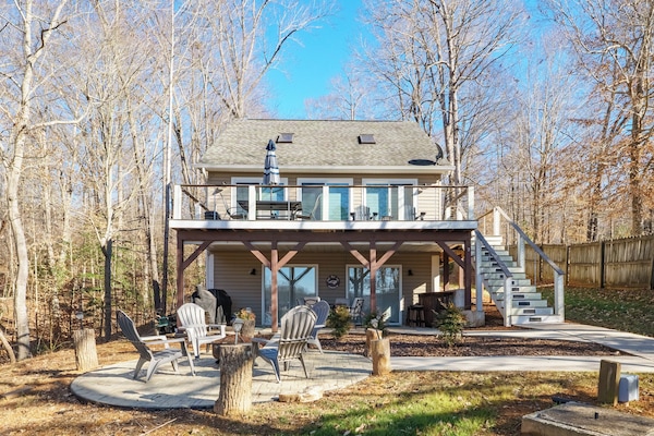 You home from home on High Rock Lake