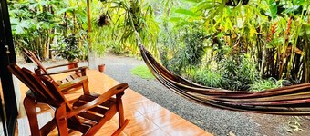 Surrounded by nature, large gardens and many birds, an ideal place to rest.