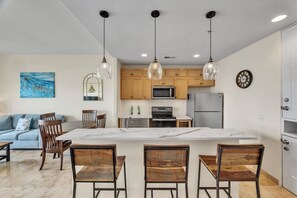 Interior - Spacious 3-bedroom apartment with fitness room, WiFi in awesome Galveston (Galveston)