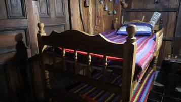 2 dormitorios, tabla de planchar con plancha, wifi y ropa de cama