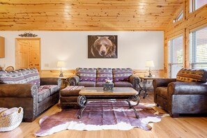 Smart TV y chimenea