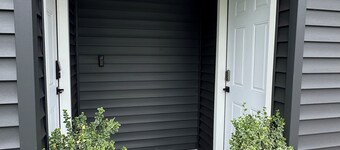 Studio in Tacoma-Private entrance.