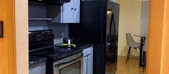 Spacious 5-bedroom house in fabulous Hot Springs 1.2 miles from Oaklawn Park