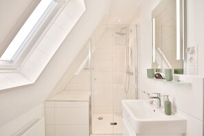 Dusche, Haartrockner