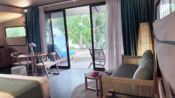 1 chambre, espace de travail pour ordinateur portable