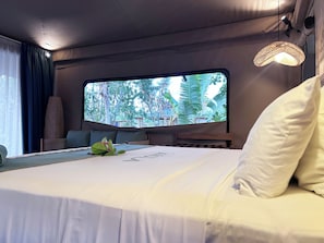 1 dormitorio y espacio para trabajar con un portátil