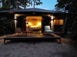1 bedroom, laptop workspace, iron/ironing board, free WiFi - Serenity Sands Island Glamping (Kadavulailai Island)
