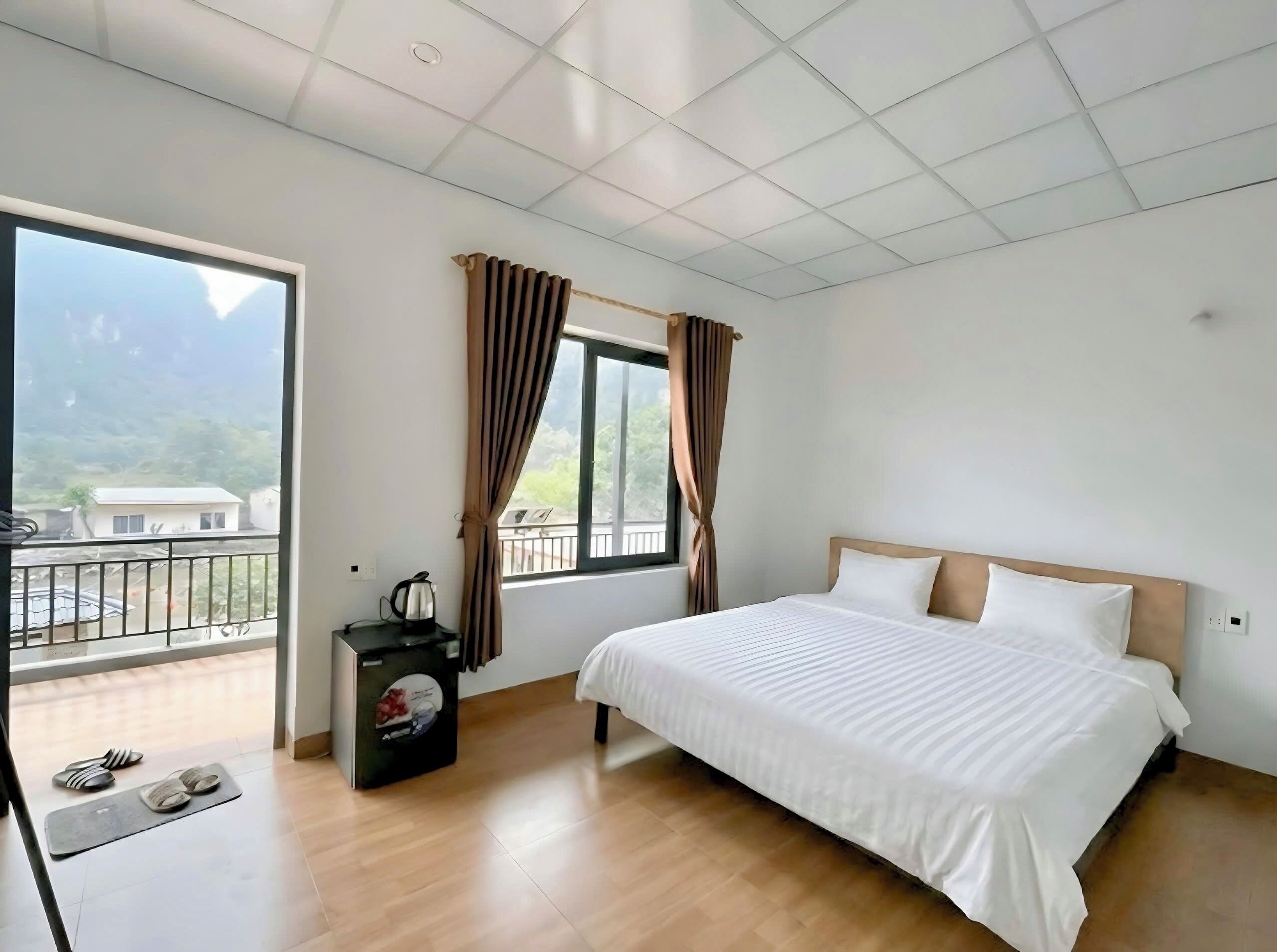 Comfort-Zimmer, Seeblick, Seeseite | Minibar, Schreibtisch, laptopgeeigneter Arbeitsplatz