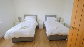 2 Schlafzimmer, Bügeleisen/Bügelbrett, WLAN, Bettwäsche