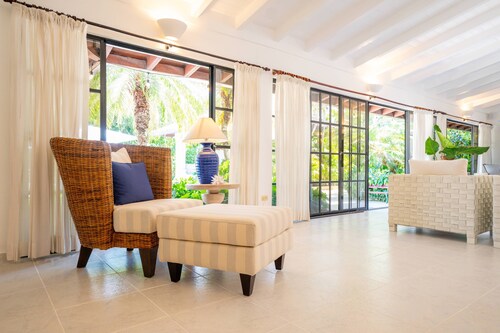 Exclusive stay at Casa de Campo La Romana Villa