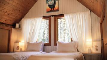 3 chambres, bureau, Wi-Fi gratuit, draps fournis