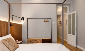 3 bedrooms, iron/ironing board, WiFi