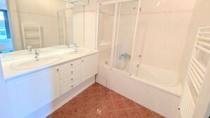 تجهيزات دش، مجففات شعر