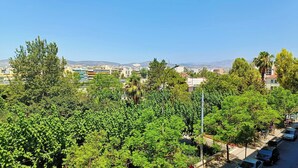 شقة - ٤ غرف نوم - بشرفة | منوع