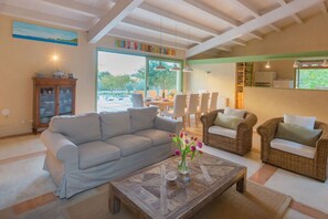 Interior - Casale Palombieri by DomuSicily (Modica)