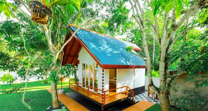 Cozy cabin with 1 bedroom and WiFi, AC in charming Ahangama