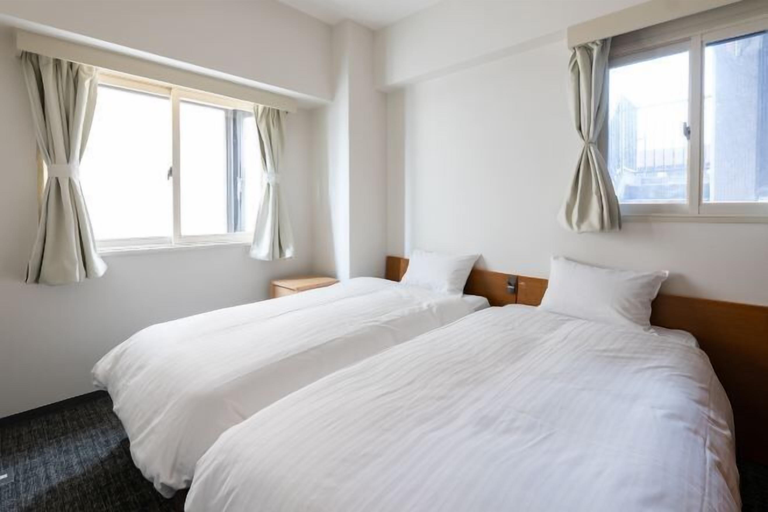 오리/거위털 이불, 객실 내 금고, 암막 커튼, 다리미/다리미판