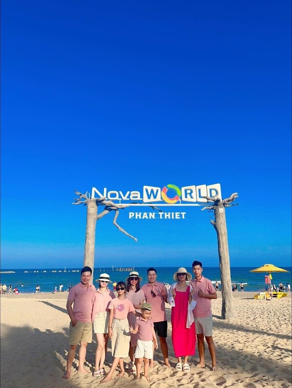 On the beach, white sand - Deluxe 3 Br Corner House - Novaworld PT (Phan Thiet)