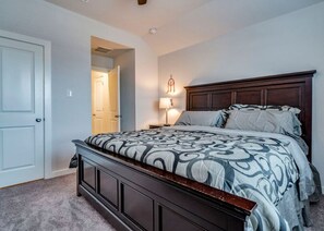 5 bedrooms, iron/ironing board, free WiFi, bed sheets