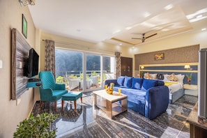 Espace de travail pour ordinateur portable, fer et planche à repasser