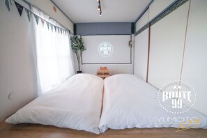 2 bedrooms, WiFi, bed sheets