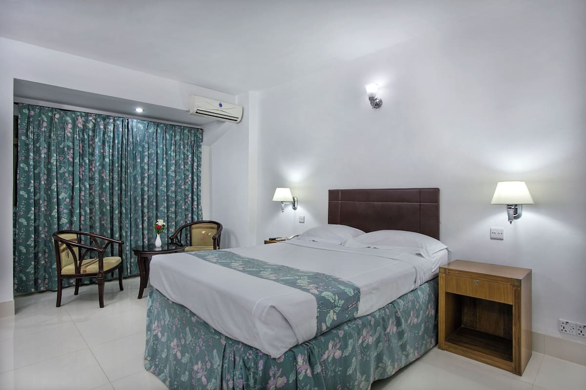 Premier Double or Twin Room, City View