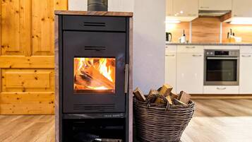 Kühlschrank, Ofen, Herdplatte, Geschirrspüler