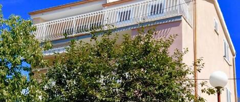 Apartment (Two Bedroom Apartment With Sea View) | Exterior