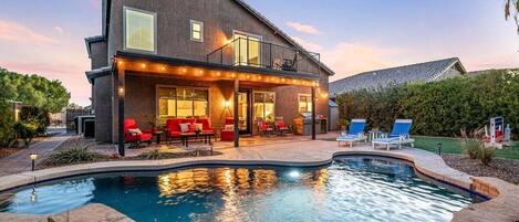 Et oppvarmet basseng