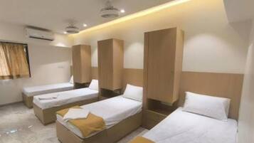 Deluxe Double or Twin Room, Balcony, City View