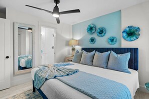 2 bedrooms, in-room safe, iron/ironing board, free WiFi