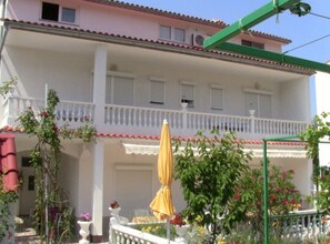 Apartment (Apartment Daisy) | Exterior