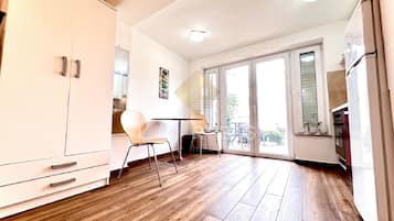 Studio (Studio Apartment) | Cuisine privée | Réfrigérateur