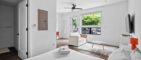 Fer et planche à repasser, Wi-Fi, draps fournis