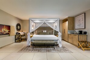 Premium Room | In-room safe, blackout drapes, soundproofing, iron/ironing board