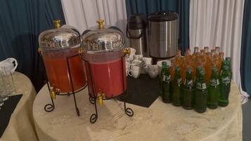 Colazione a buffet inclusa, servita tutte le mattine