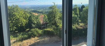 Plesivica Hillside Holiday Home With Hot -tub