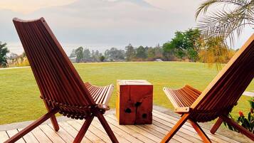 Mökki, järvinäköala | Terassi/patio