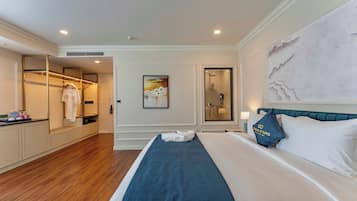 Desk, free WiFi, bed sheets