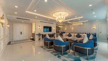 Penthouse | Living room