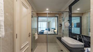 Superior Twin Bed | Bathroom