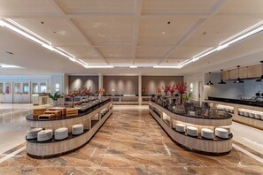 Buffet - Cosmo Stars Hotel Bac Lieu (Bac Lieu)