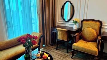 Quarto casal superluxo, 1 cama King, vista para o rio | Roupas de cama antialérgicas, edredons de pluma
