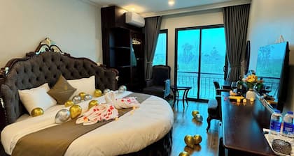 Luxury Hanoi Hotel